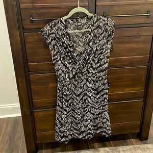 Black and White Flattering H&M Dress